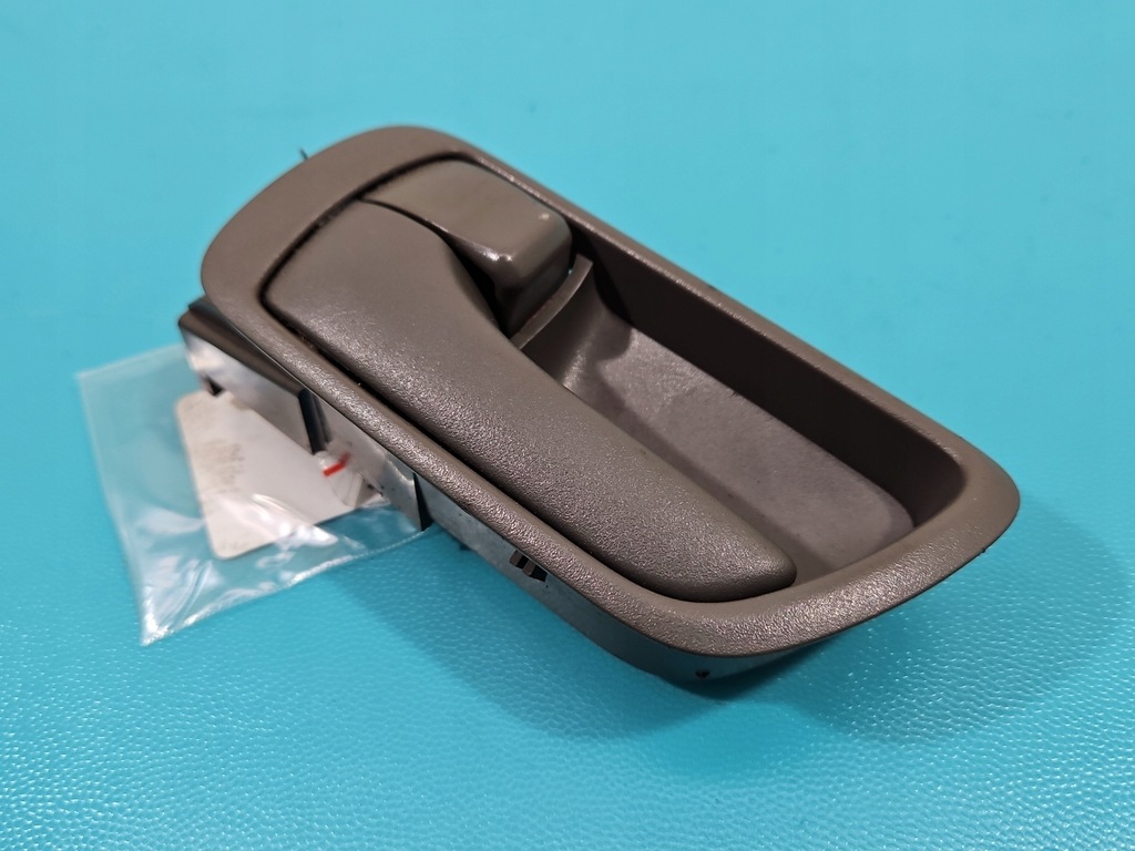 фото №1, Ручка внутрішня задня ліва toyota camry vi xv30 01-06 69274-aa020