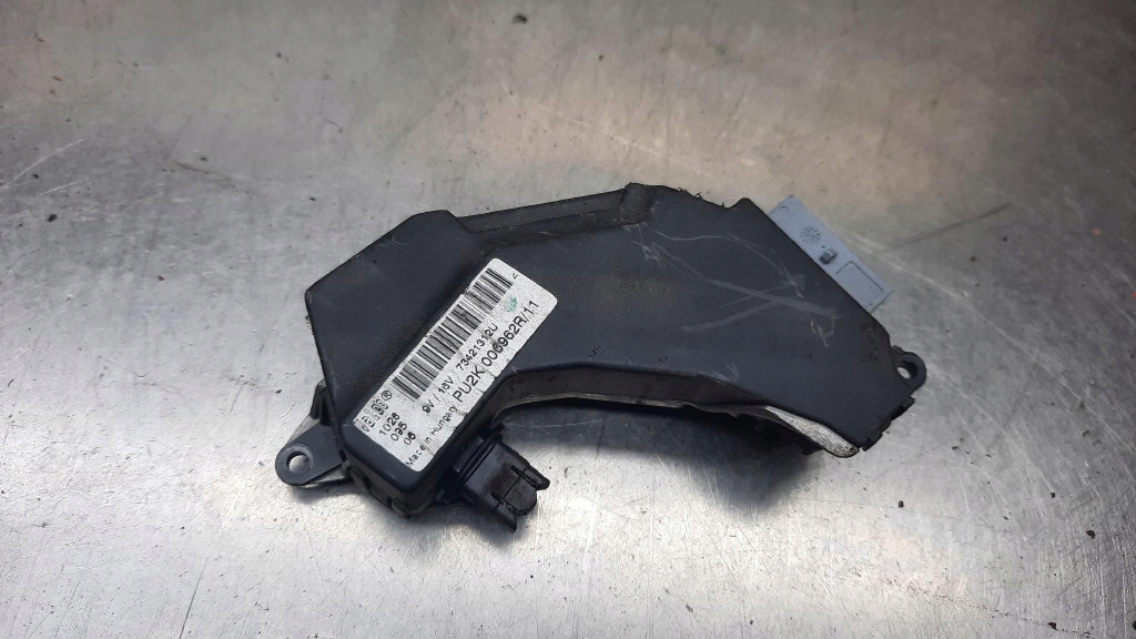 фото №1, Резистор вентилятор opel signum 73421312u