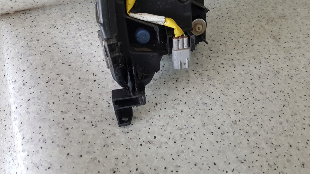 Toyota prius prime 2017 - левый противотуманная фара led drl 3182 Оригинал