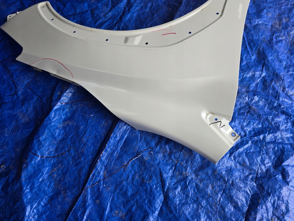 Subaru xv 17- рестайлинг  крыло  правый Недорого