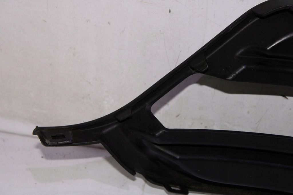 фото №6, Решётка решётка радиатора противотуманной фары правая renault megane iv