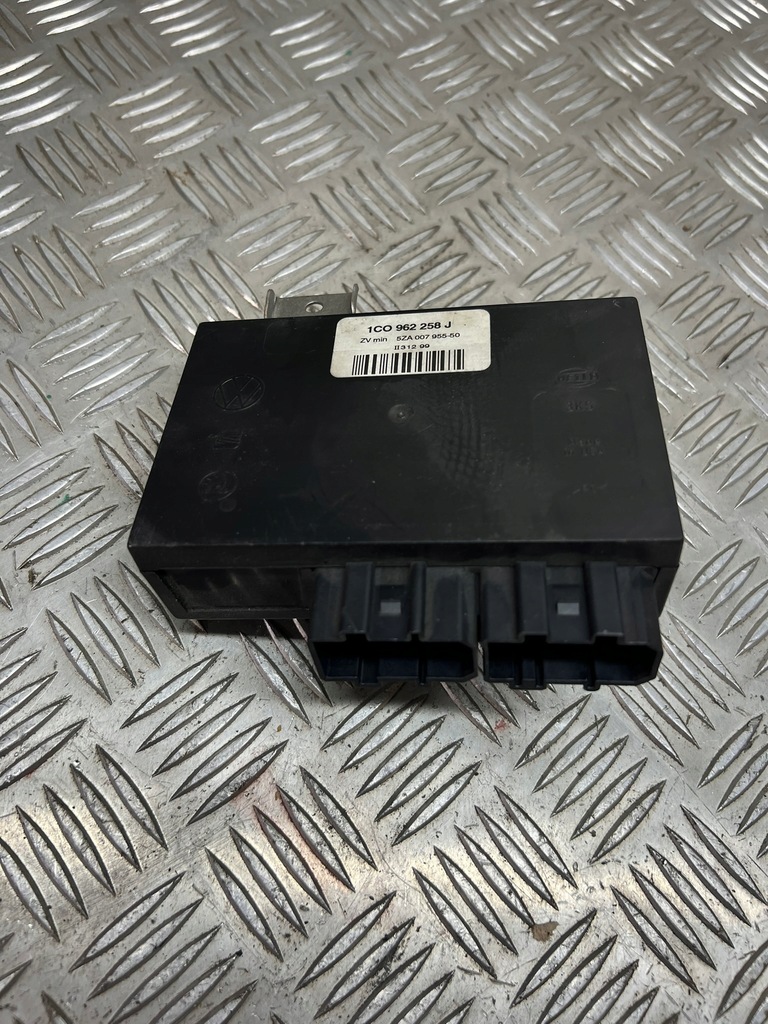фото №1, Модуль комфорту vw golf iv 1c0962258j