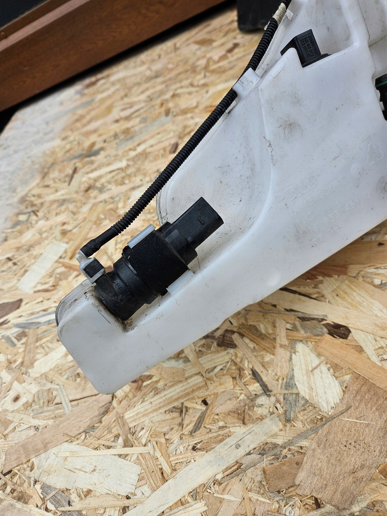 фото №13, Бачок омивача a7 a6 c7 4g1955462