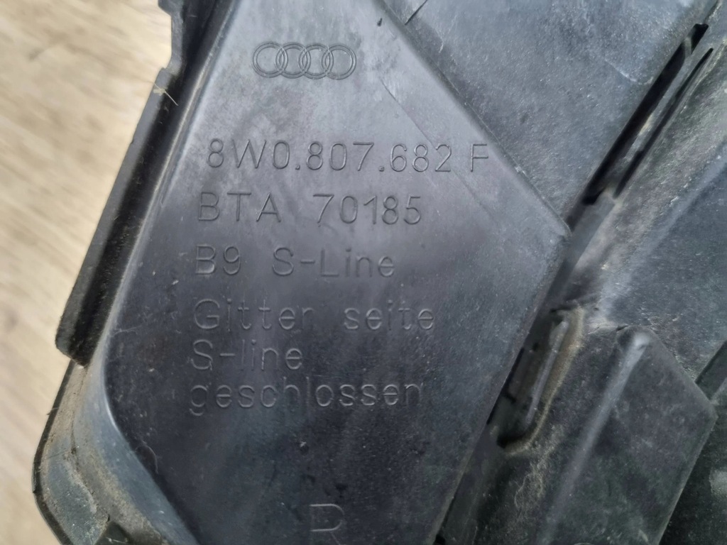 фото №8, Audi a4 s4 b9 2016 перед сторона правая решётка, заглушки