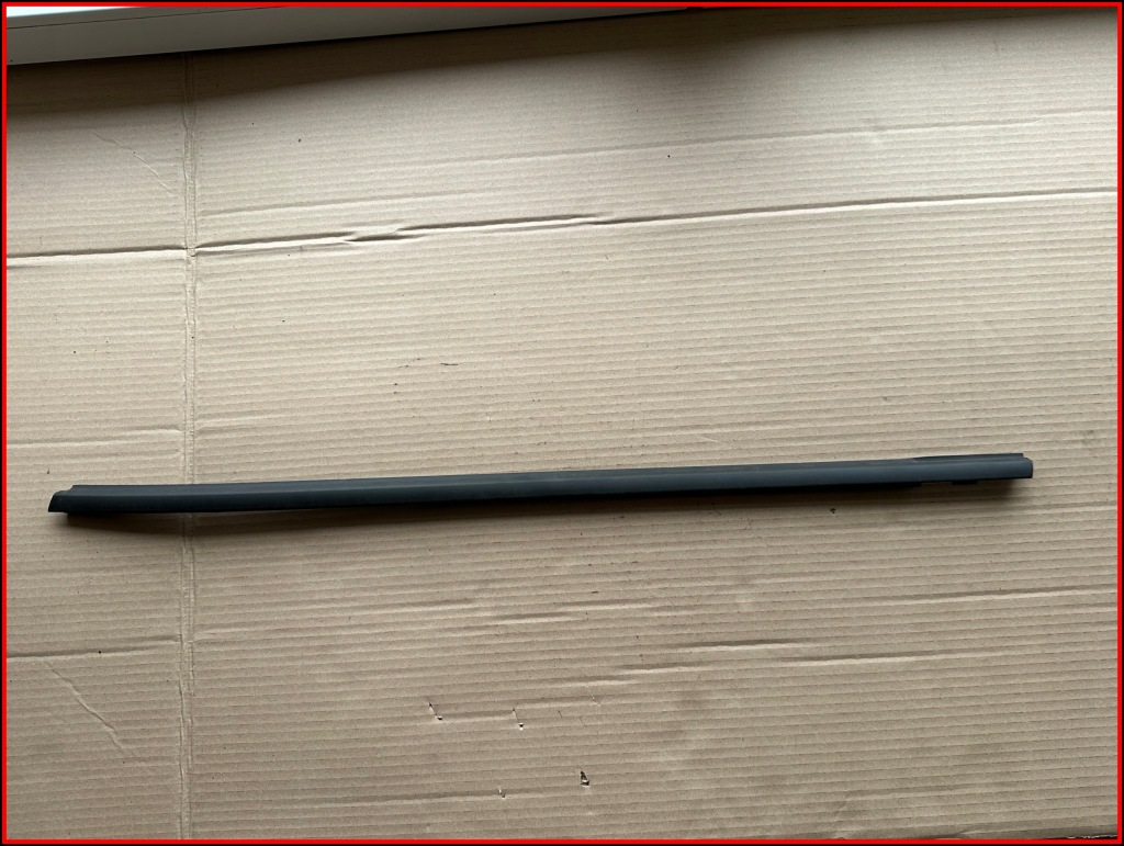 фото №1, Juke ii f16 молдинг уплотнитель левый перед