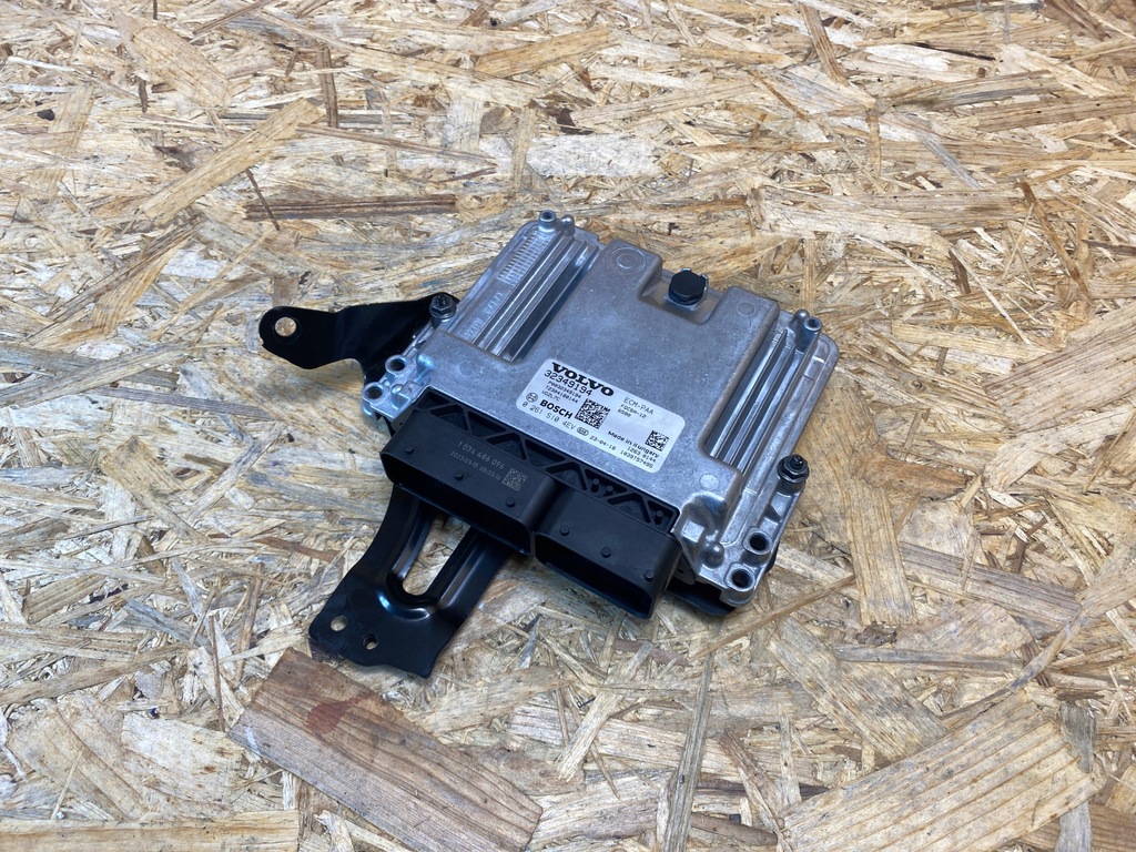 фото №8, Бортовой компьютер блок управления двигателя volvo c40 xc40 ev электрик 32349194