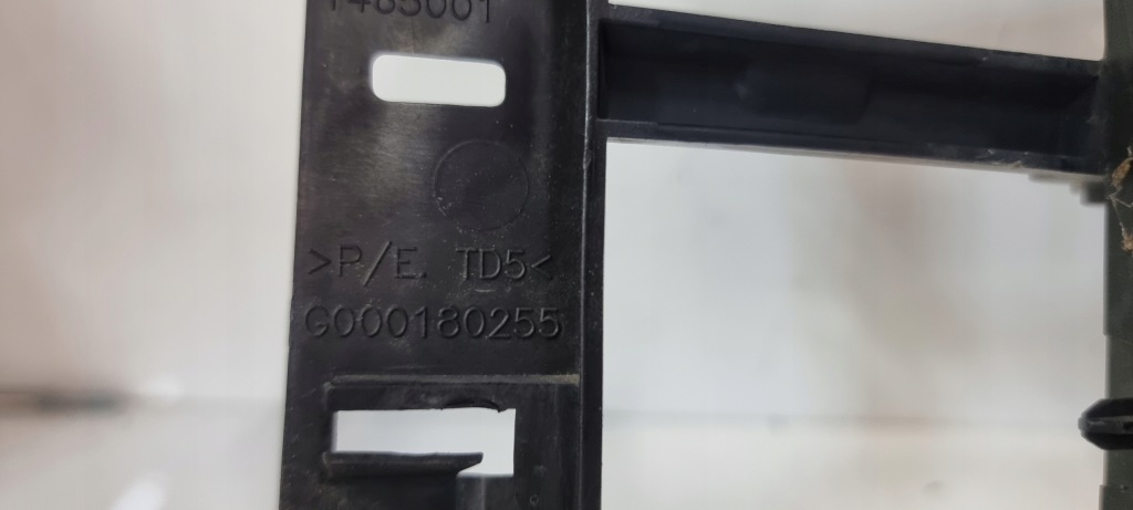 фото №8, Решітка решітка радіатора середня бампера перед renault espace iv lift 2006-2012