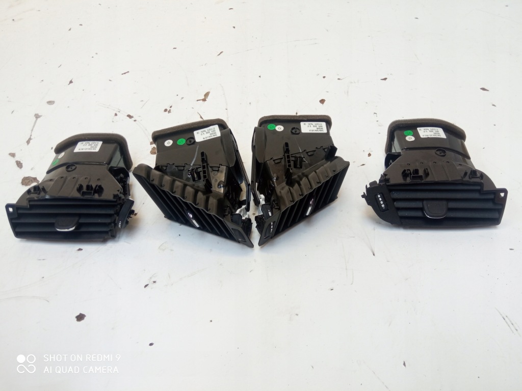 фото №1, Opel astra k ґрати обдув панелі консолі комплект