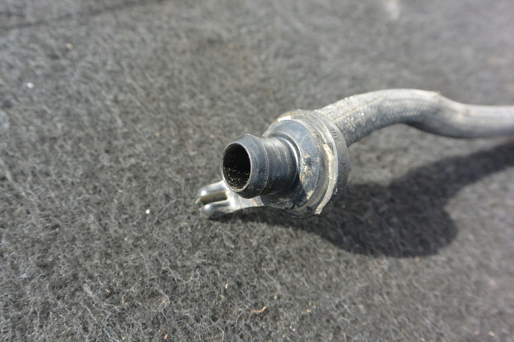 фото №5, Труба шланг вакуумa 2.0 tdi vw passat b7 cc