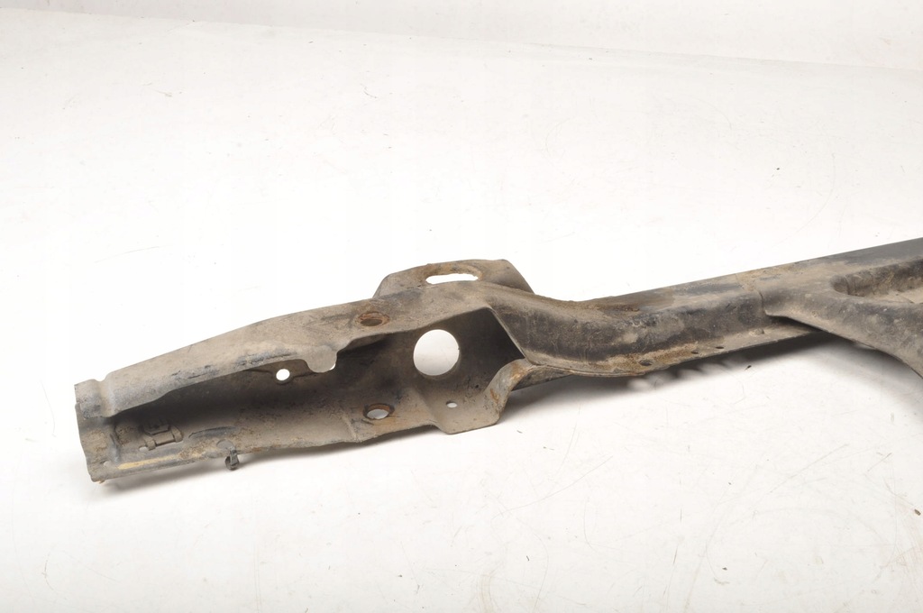 фото №7, Mercedes w245 нижняя балка радиатор