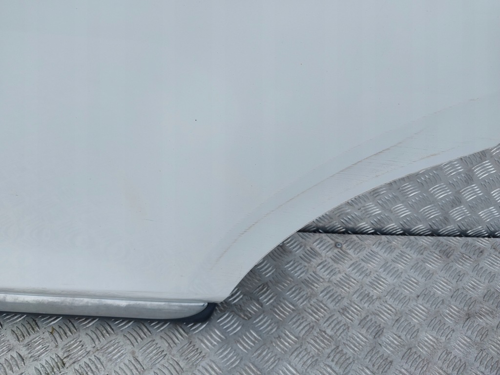 130. дверей ліве задні mazda cx-7 Зі Шроту