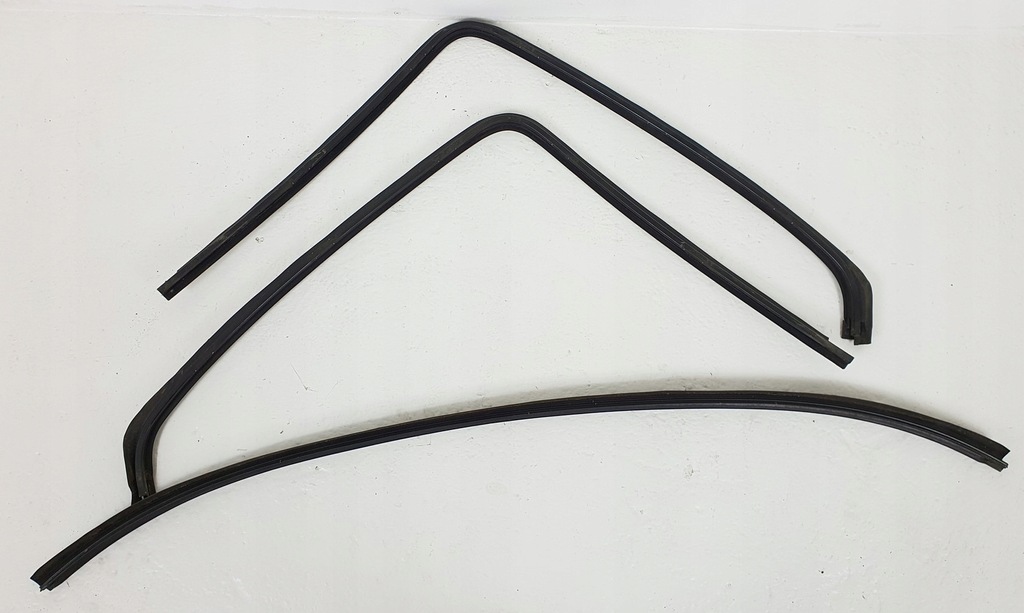 фото №9, Молдинг скло задня mercedes w220