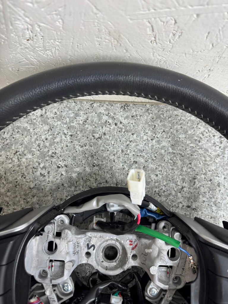 фото №6, Воздуховод мультифункция subaru forester v 2019-2023 лепестки переключения кожа