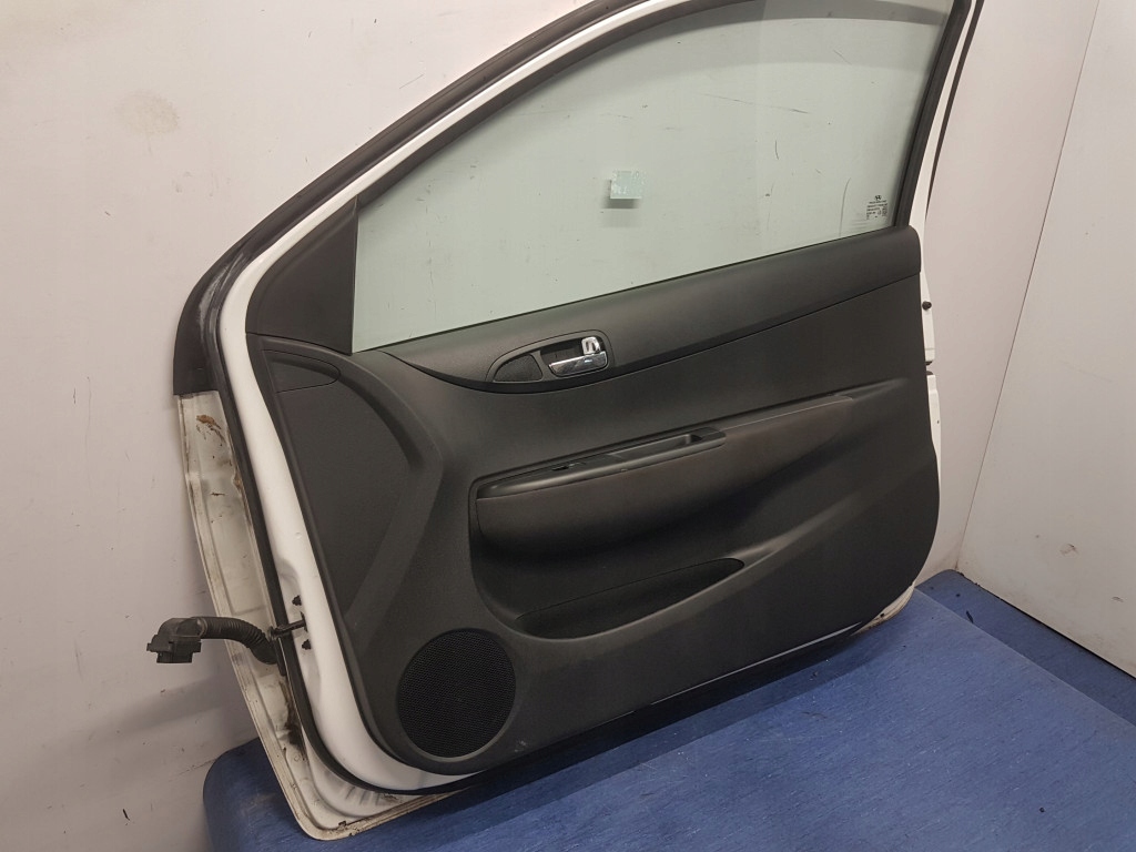 фото №11, Hyundai i20 i pb 3d дверь перед правое phw