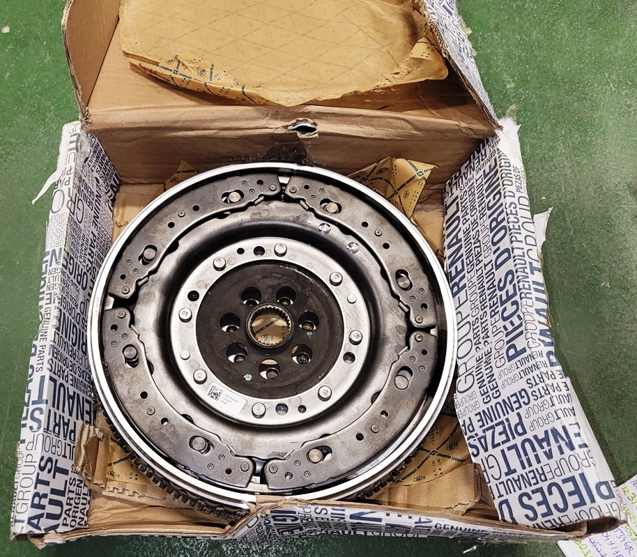 фото №5, Колесо маховик renault megane iv r scenic iv 1.5dci 123105630r