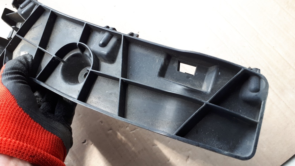 фото №10, S6 c7 a6 4g напрямна бампера правий задня sedan