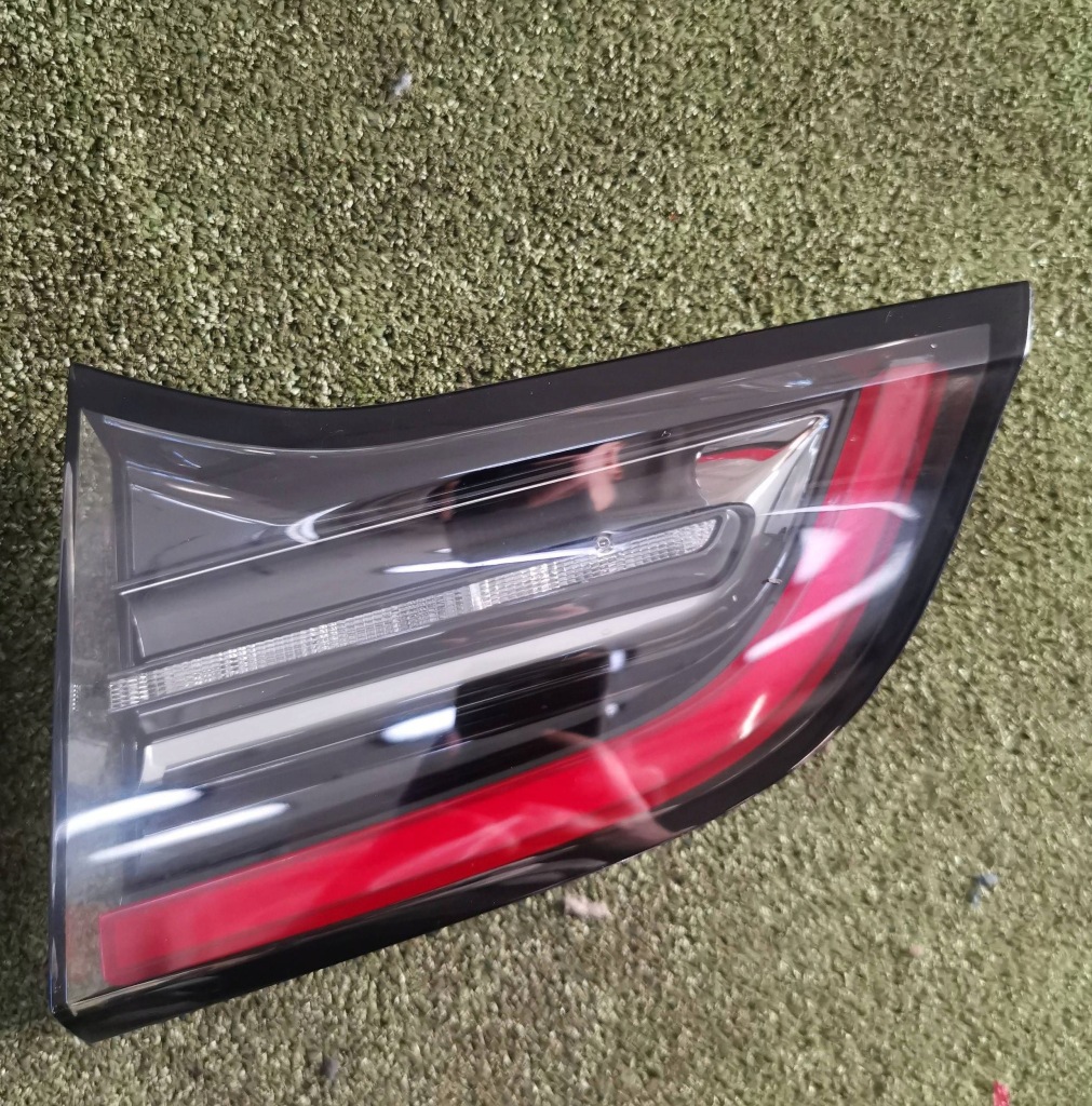 Купити Tesla model y фара задня правий задній w кришці  led 1502089-00-b
