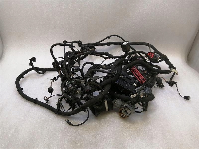 Купить Aston martin rapide 10-14 передняя часть end clip ad43f16612ad lock carrier накладка