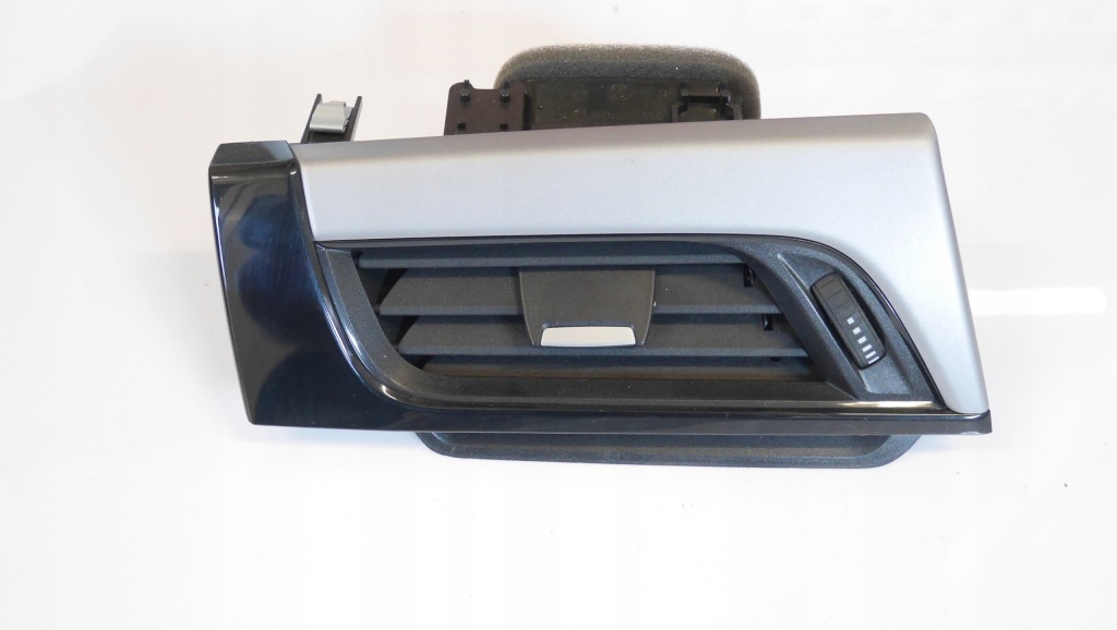 фото №1, Bmw x1 f48 решітка обдув ліва idealna 9292739 срібляста