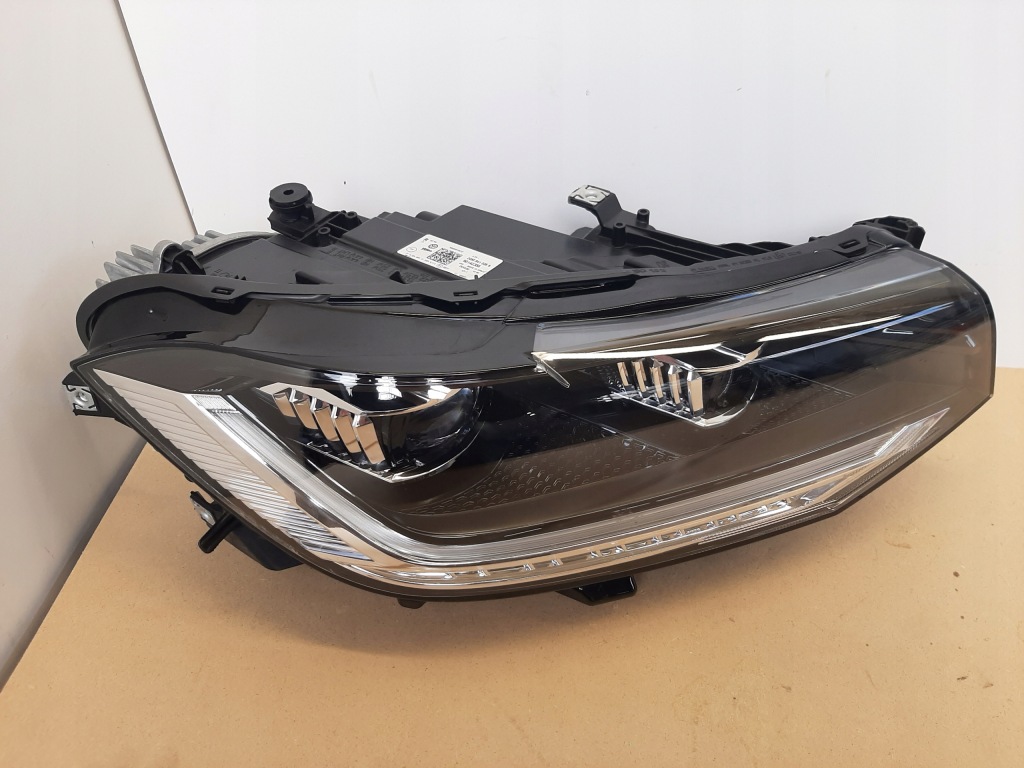 фото №2, Лампа права vw t-rock full led 2gm941036b