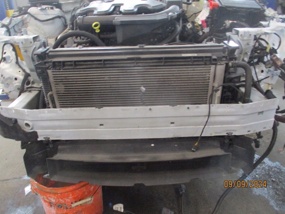 Opel insignia b рестайлінг  ремінь перед фара led підкрилок ліва z509 Доставка