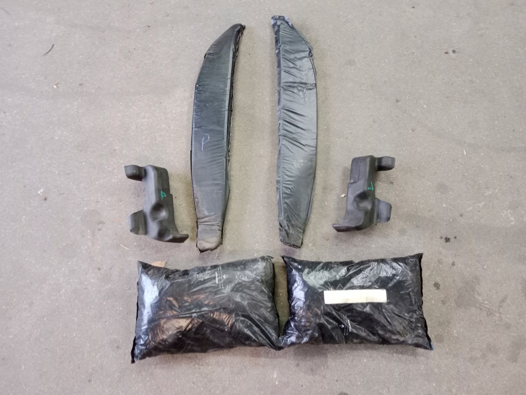 фото №1, Шумоизоляция крыла жабо левая правое renault clio 5 v