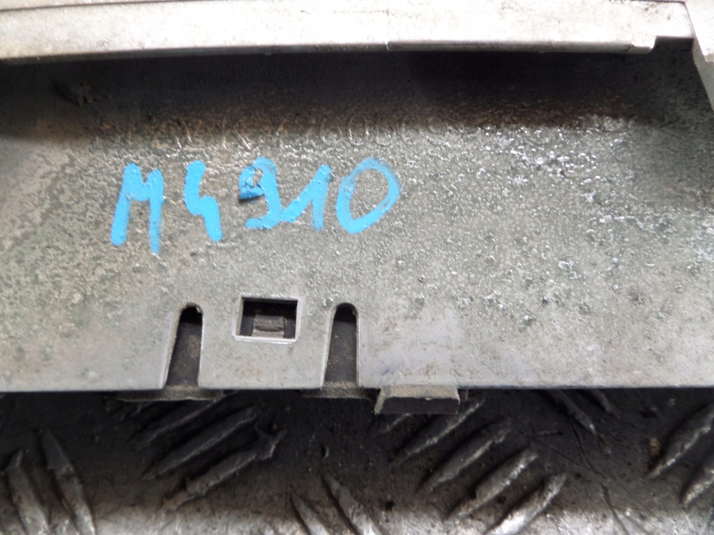 Mini clubman r55 hampton решётка бампера задний Доставка