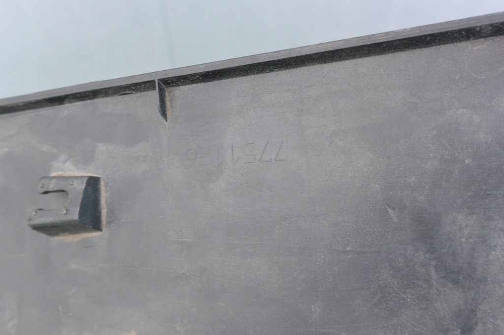 фото №10, Suzuki sx4 s-cross молдинг боковая дверь правый перед