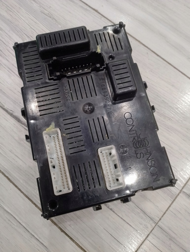 фото №1, Модуль bcm l2cr 8200528486 renault clio modus