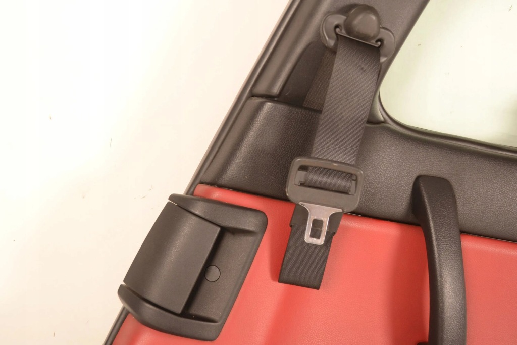 Mazda rx8 2005 задняя сторона правая дверь задняя Недорого