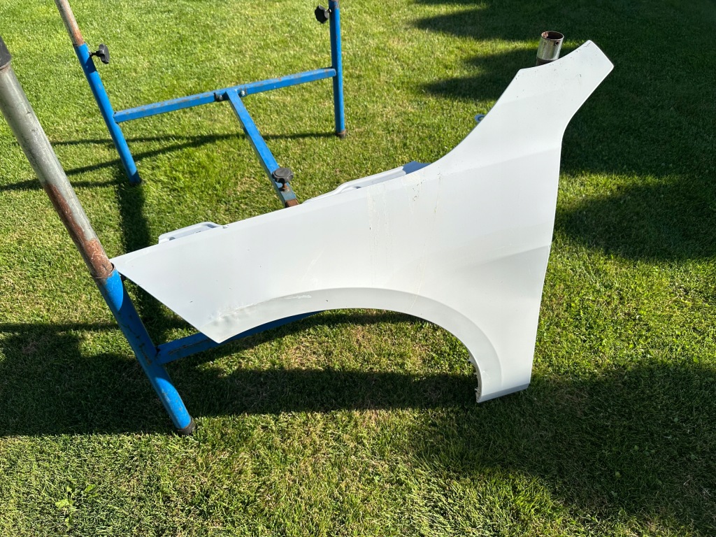 фото №1, Крыло передний левый bmw 1 i f40 f 40 оригинал