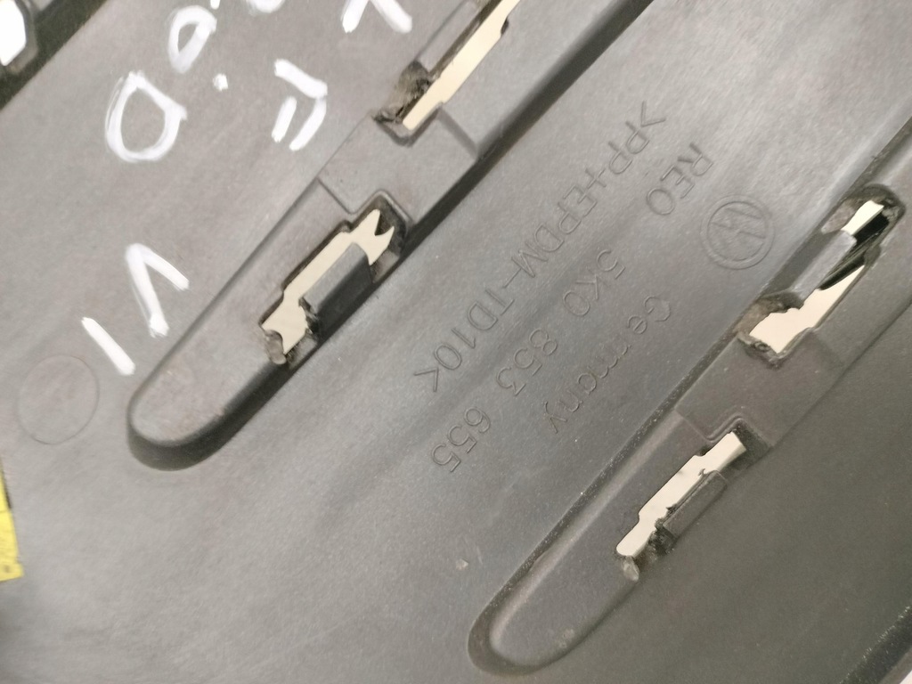 фото №9, Решітка радіатора бампера молдинг решітка радіатора бампер vw golf vi gti 2.0 5k0853655