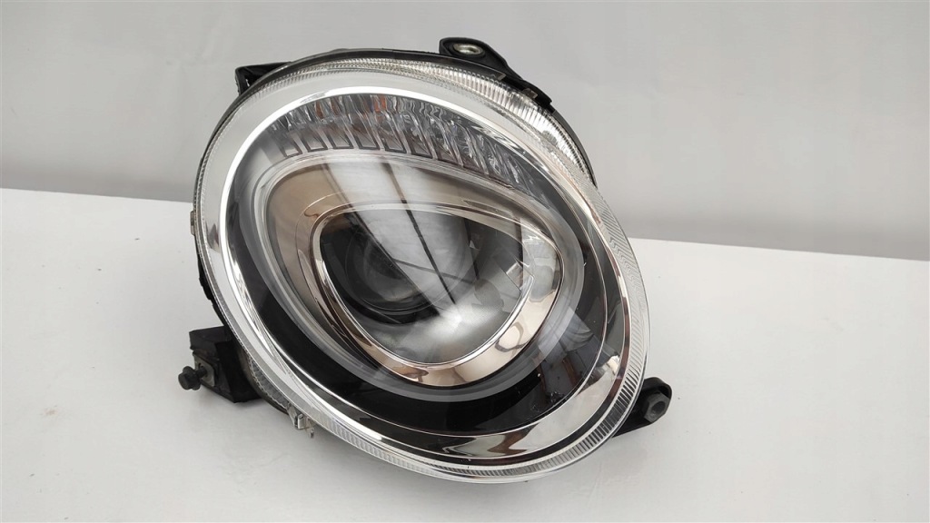 фото №1, Лампа правая перед fiat 500 lift po 2015