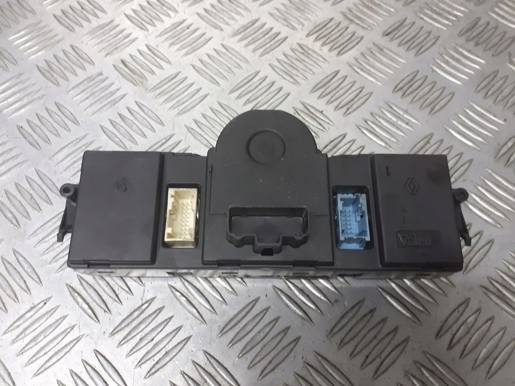 фото №2, Панель обдув кондиционера renault scenic ii