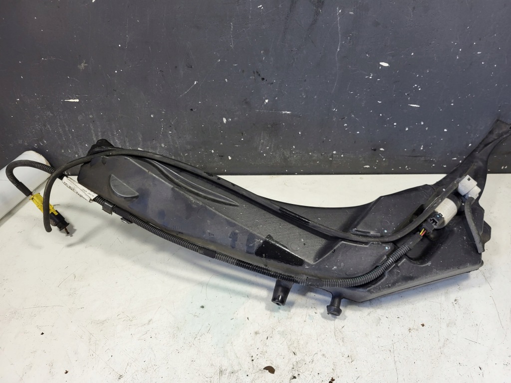 Бачок насос омивача peugeot 308 t9 рестайлінг  17- 9819955680 Ціна