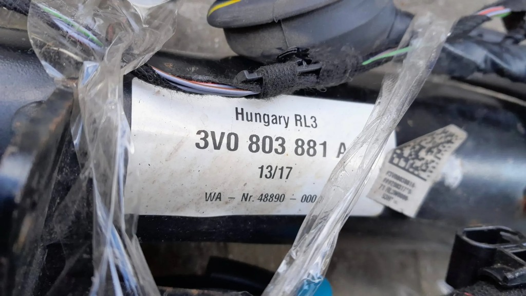 фото №8, Hak буксирувальний 3v0803881a skoda superb b8