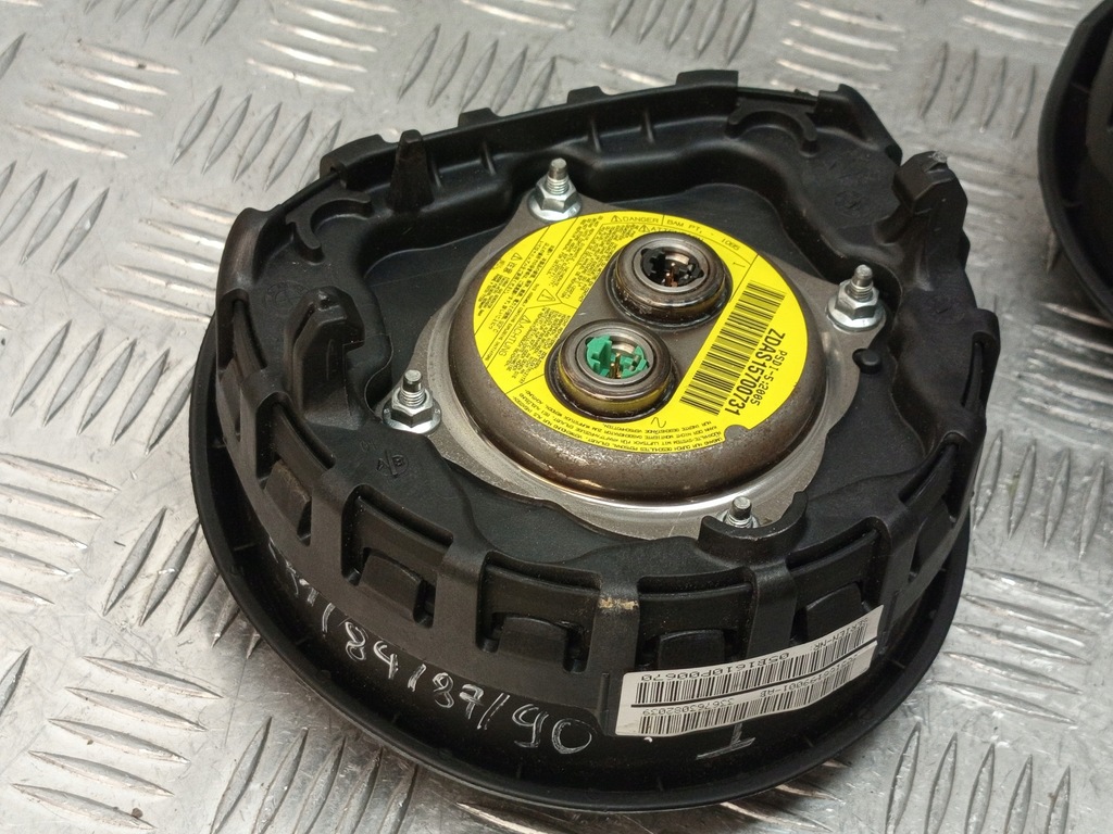 фото №12, Подушка повітряна подушка безпеки водія bmw 1' e81 x1 e84 3' e90 e93 6763082 оригінальний номер