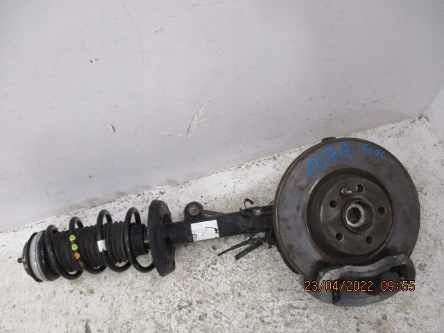 фото №1, Fiat 500 l амортизационная стойка поворотный кулак амортизатор левый