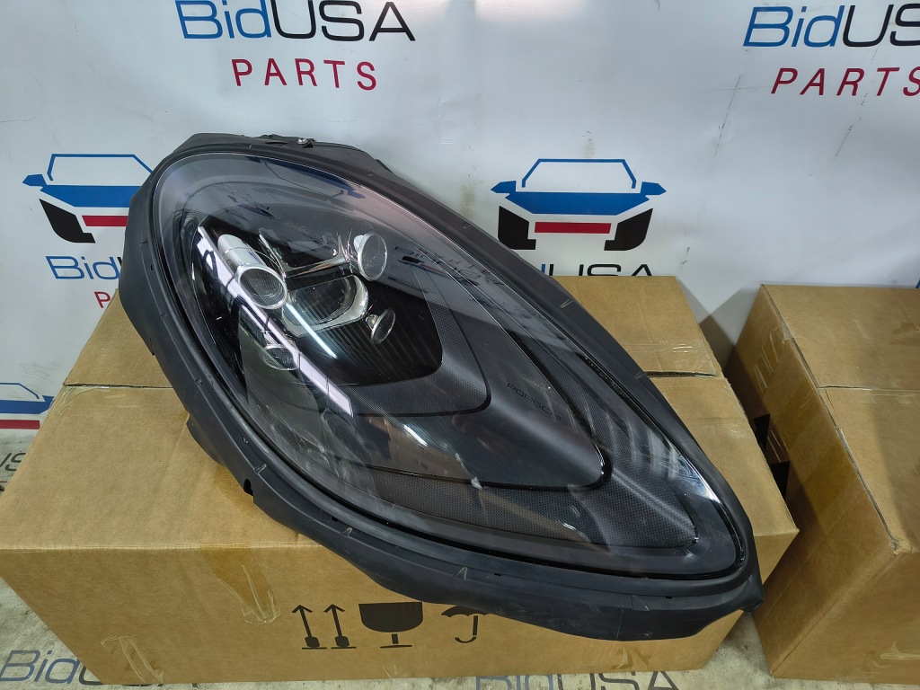 Купить Porsche macan 95b рестайлинг  full led фара правый  передняя 95b941009