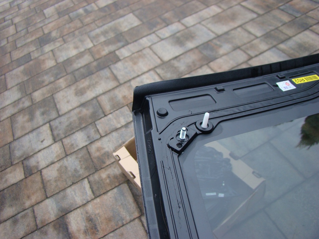 фото №9, Hyundai оригінальний номер 87820-2w000 скло кузовна трикутник santa