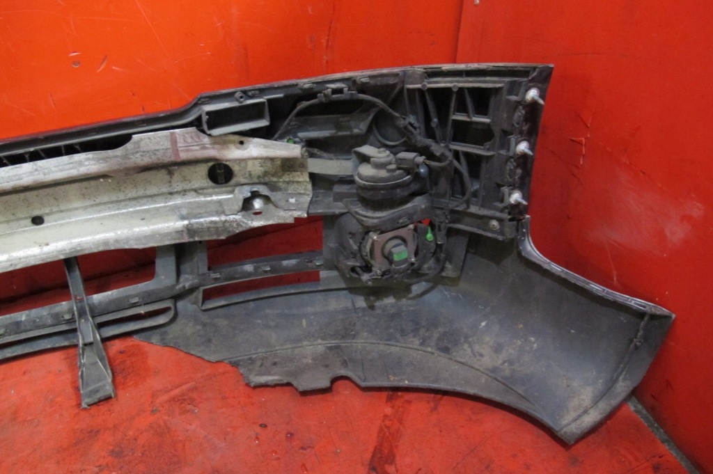 фото №12, Audi a4 b6 8e бампер передній перед балка підсилювач протитуманна фара lz9y