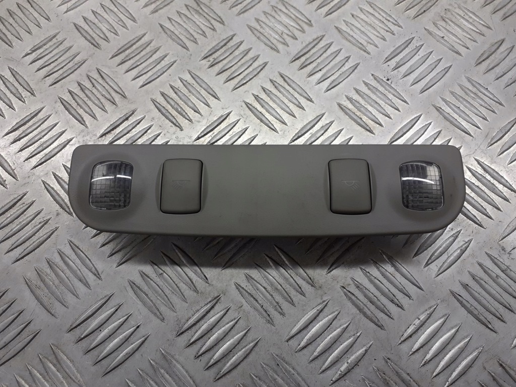 фото №1, Освещение кабины задняя audi a4 b6 8e0947111a