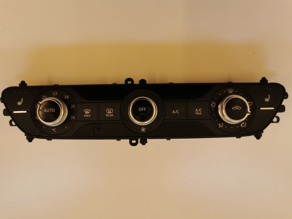 фото №1, Панель кондиціонера audi a4 a5 8w0820043am