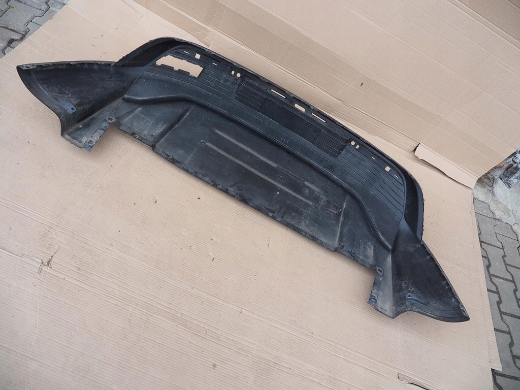 фото №11, Porsche taycan диффузор бампер задняя накладка