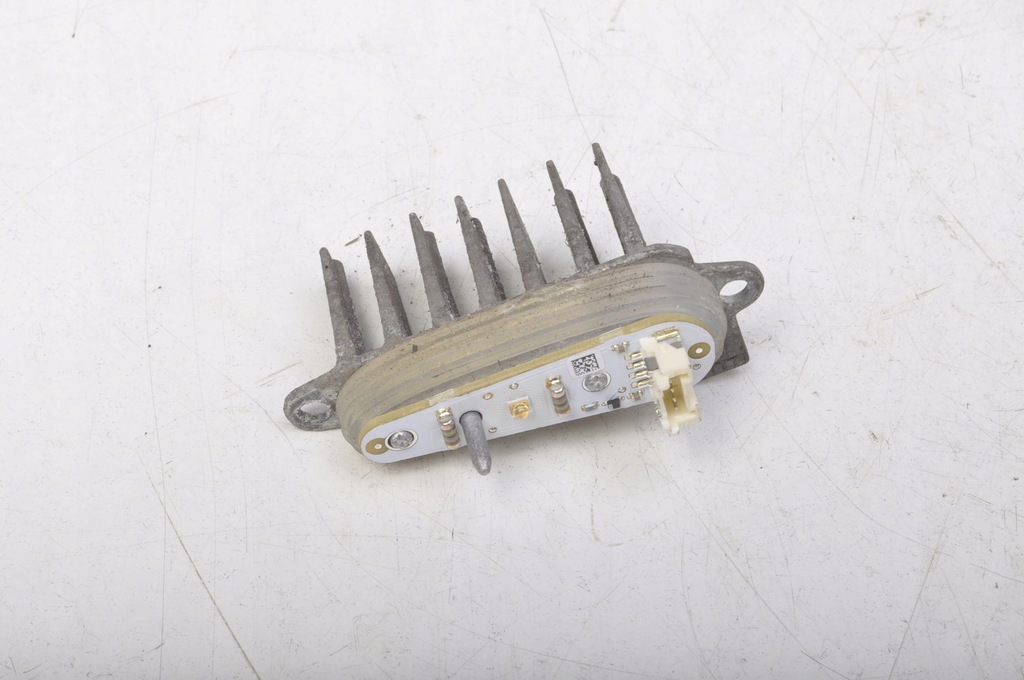 фото №1, Bmw f32 преобразователь модуль led 1805160444