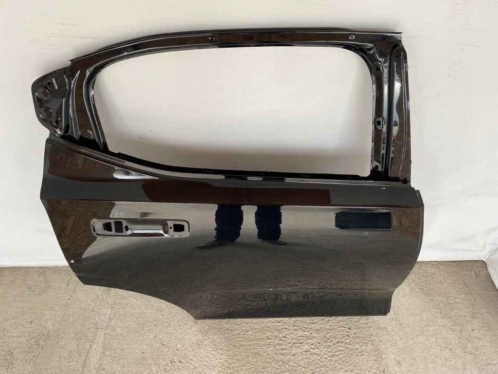 фото №2, Polestar 2 ii дверь задняя правое задние