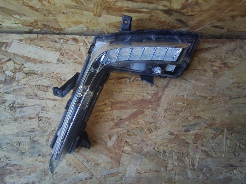 Купити Протитуманна фара led drl suzuki swift mk7 w1376 правий