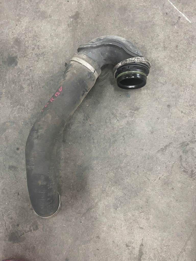 фото №1, Opel insignia 2,0 шланг интеркулер 20946056