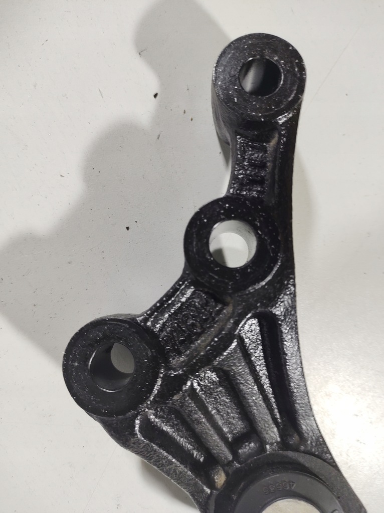 фото №7, Jeep compass 1.4 b 17r- кронштейн подушка коробки