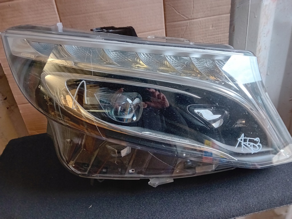 Купити Mercedes benz фара a4479060201